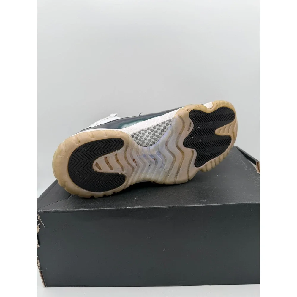 Air Jordan 11 Retro Low Emerald White Black Green 528895-145 Mens 11